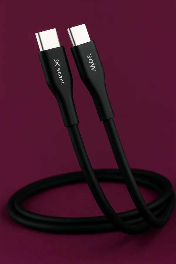 Cablu de încărcare rapidă SJX323CC USB-C la USB-C 30W, fabricat din silicon moale, cu design modern și conectori metalici durabili.